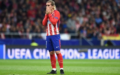 完美电竞动态-于帕梅卡诺这长传像导弹