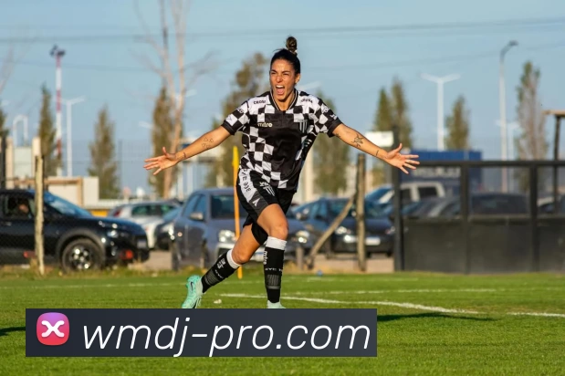 完美电竞ProAPP 高清赛事图